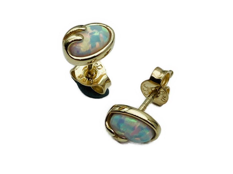 Ohrstecker mit weißem Opal | Gold