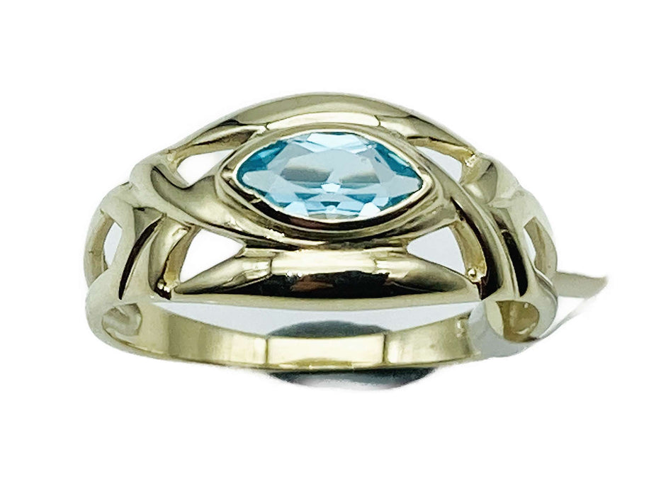 Ring mit echt Blautopas in Navetteschliff | Gold