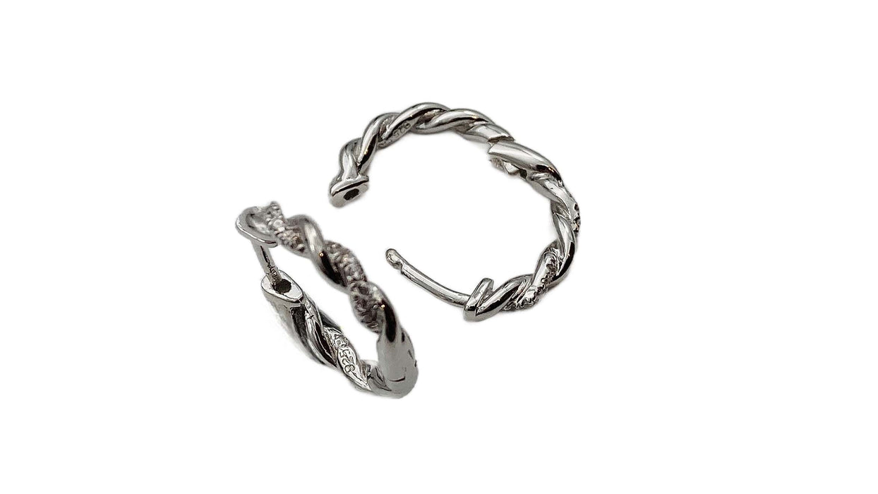 Creolen im Kordel Design Silber