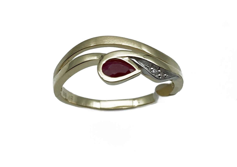 Ring mit echtem Rubin / Brillant | Gold